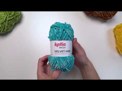 katia  Velvet Mini. 100% polyester