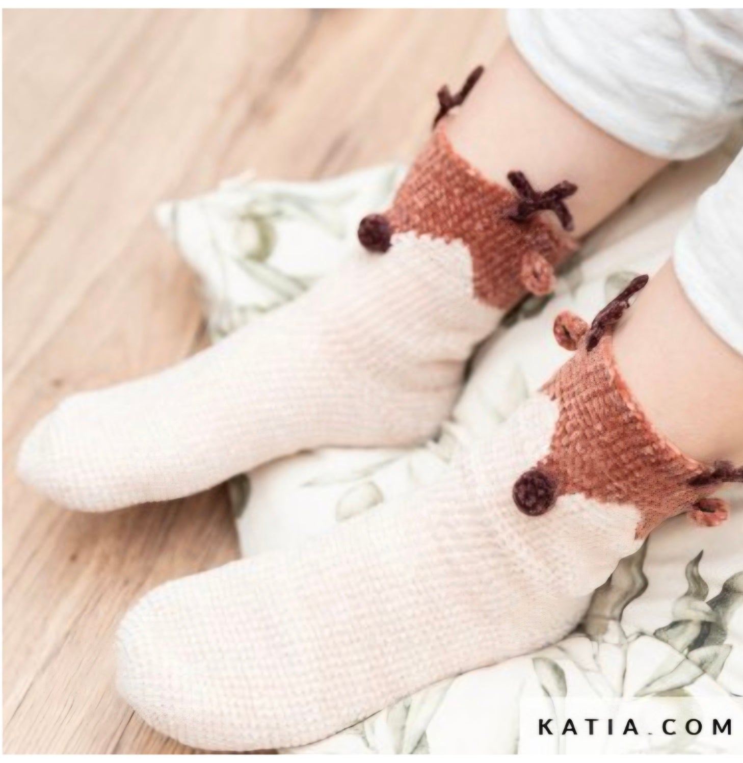 Virkade sockor För vuxna. Sockor i Juletid. Virkningspaket - Image 1